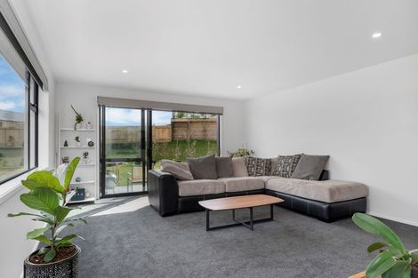 Photo of property in 8 Anglers Way, Omokoroa, 3114