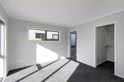 Photo of property in 10 Koru Loop, Paraparaumu, 5032