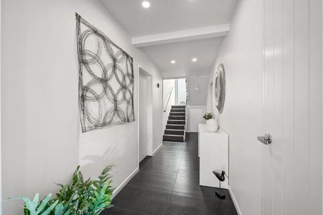 Photo of property in 13 Wilding Avenue, Northcote Point, Auckland, 0627