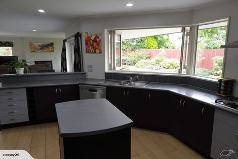 Photo of property in 4 Becmead Drive, Harewood, Christchurch, 8051