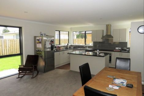 Photo of property in 71a Bledisloe Street, Kurow, 9435