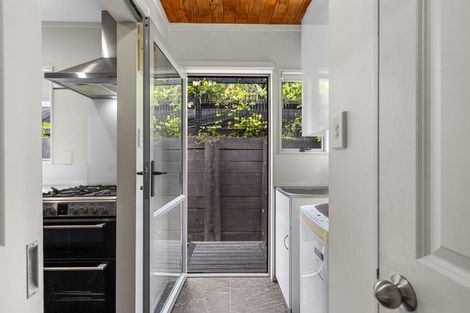 Photo of property in 33g Waimapu Street, Greerton, Tauranga, 3112