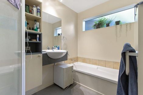 Photo of property in 29a Madras Street, Khandallah, Wellington, 6035