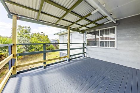 Photo of property in 2/20 Darnell Crescent, Clover Park, Auckland, 2019