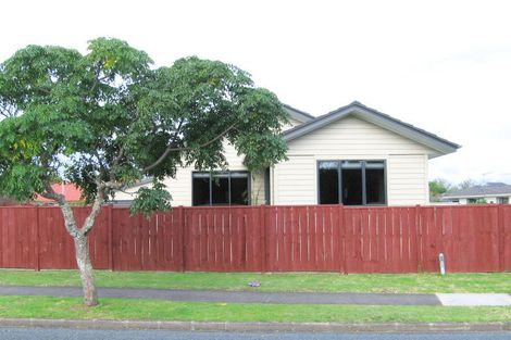 Photo of property in 13 Dianne Louise Drive, Half Moon Bay, Auckland, 2012