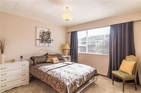 Photo of property in 16a Nola Avenue, Raumati Beach, Paraparaumu, 5032