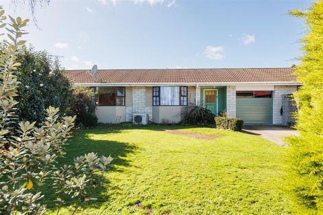 Photo of property in 36 Criterion Street, Bulls, 4818