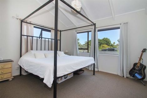 Photo of property in 155 Vipond Road, Stanmore Bay, Whangaparaoa, 0932