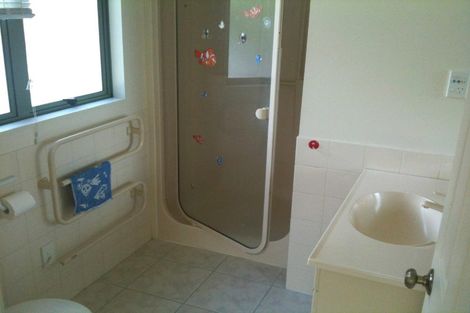 Photo of property in 7a Kingsway, Three Kings, Auckland, 1024