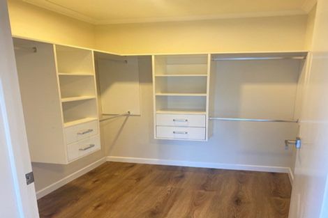 Photo of property in 40 Corricvale Way, Northcross, Auckland, 0630