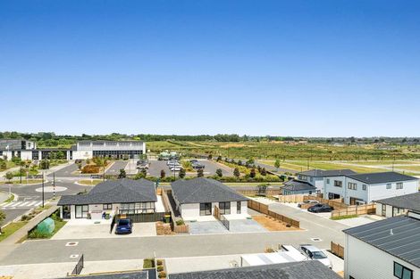 Photo of property in 6 Rorotu Avenue, Karaka, Papakura, 2113