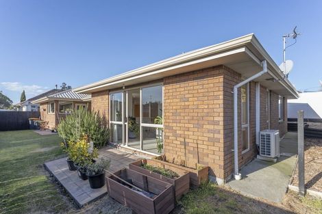 Photo of property in 267a Lake Terrace Road, Shirley, Christchurch, 8061