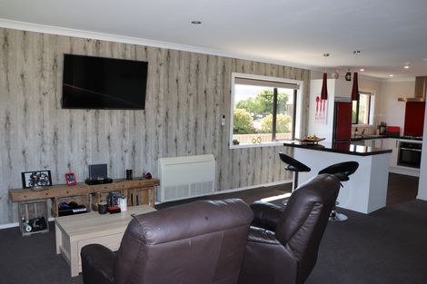 Photo of property in 8 Clutha Street, Alexandra, 9320