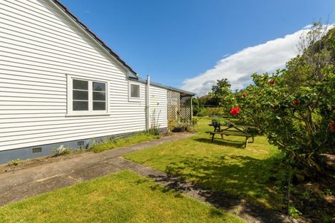 Photo of property in 15 Ngatai Road, Otumoetai, Tauranga, 3110