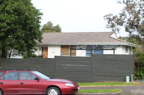 Photo of property in 79 Advene Road, Cockle Bay, Auckland, 2014