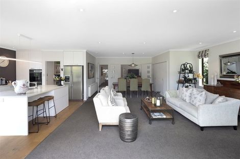 Photo of property in 135a Avonhead Road, Avonhead, Christchurch, 8042