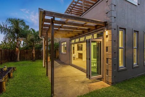 Photo of property in 7c Clearwater Cove, West Harbour, Auckland, 0618