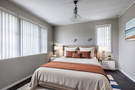 Photo of property in 110 Astley Avenue, New Lynn, Auckland, 0600