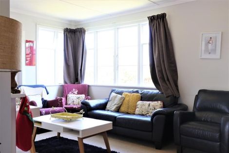 Photo of property in 180 Lake Road, Belmont, Auckland, 0622