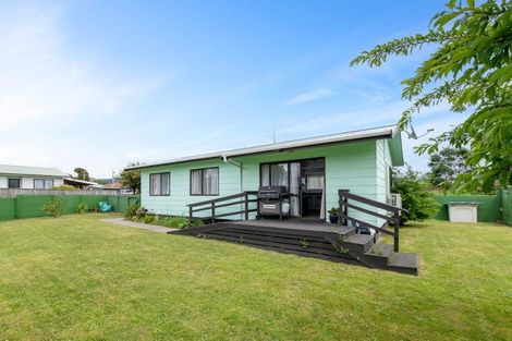 Photo of property in 33 Sunrise Avenue, Owhata, Rotorua, 3010