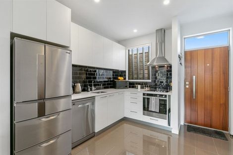 Photo of property in 3/24 Tamar Street, Island Bay, Wellington, 6023