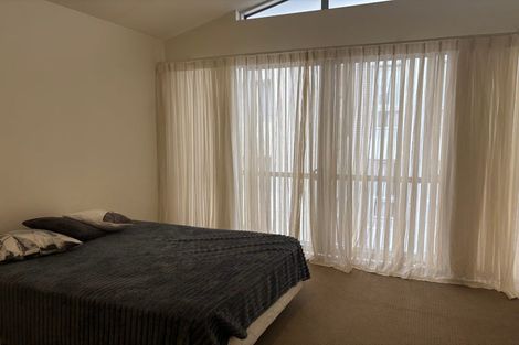 Photo of property in Terrace Heights Apartments, 2/163p The Terrace, Wellington Central, Wellington, 6011