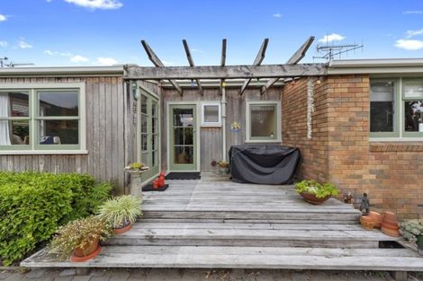 Photo of property in 76 Fifth Avenue, Enderley, Hamilton, 3214