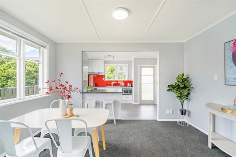 Photo of property in 4 Ventura Avenue, Ebdentown, Upper Hutt, 5018