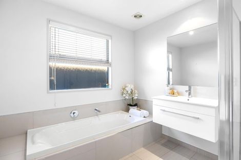 Photo of property in 170 Barrington Street, Somerfield, Christchurch, 8024