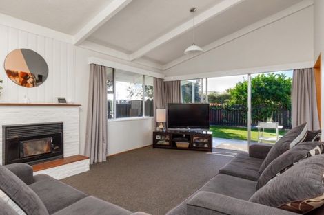 Photo of property in 8 Lynley Crescent, Blenheim, 7201