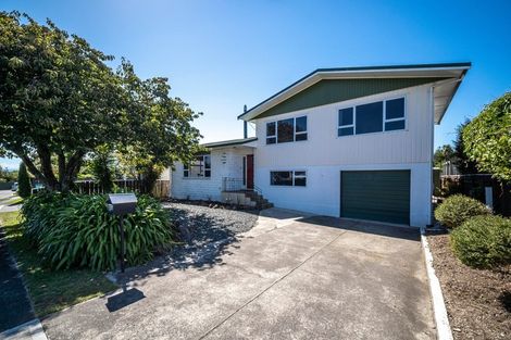 Photo of property in 4 Rosebank Terrace, Stoke, Nelson, 7011