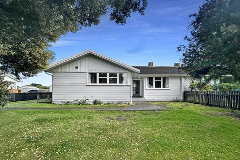 Photo of property in 67 Titoki Street, Castlecliff, Whanganui, 4501