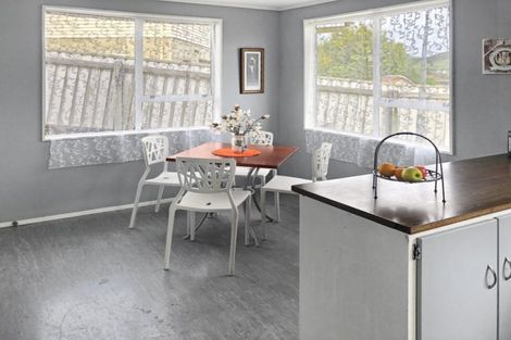 Photo of property in 13 Pei Te Hurinui Drive, Taumarunui, 3920