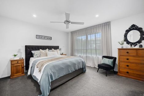 Photo of property in 13 Wilding Avenue, Northcote Point, Auckland, 0627