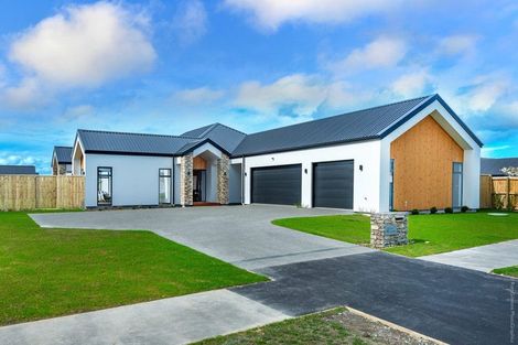 Photo of property in 4 Texel Crescent, West Melton, 7618