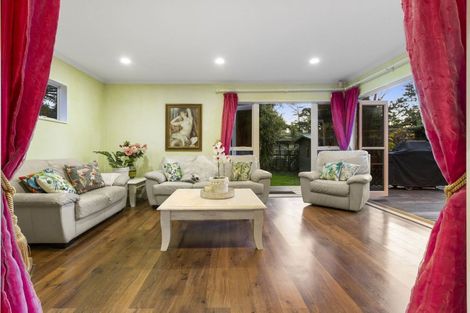 Photo of property in 57 Churchouse Road, Greenhithe, Auckland, 0632