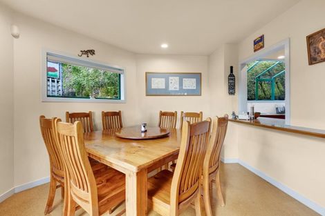 Photo of property in 1 Te Mara Place, Merrilands, New Plymouth, 4312