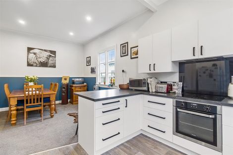 Photo of property in 3 Augustine Street, Waimate, 7924