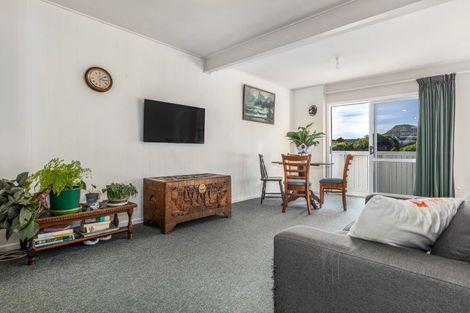 Photo of property in 7/12 Thornley Street, Titahi Bay, Porirua, 5022