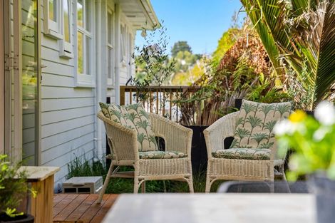 Photo of property in 2/19 Bishopgate Street, Birkdale, Auckland, 0626