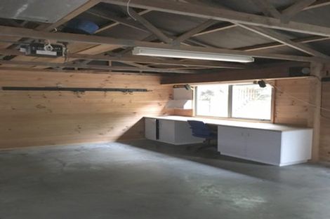 Photo of property in 8a Riverstone Drive, Riverstone Terraces, Upper Hutt, 5018