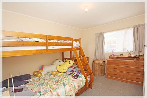 Photo of property in 28 Cousins Avenue East, Foxton Beach, Foxton, 4815