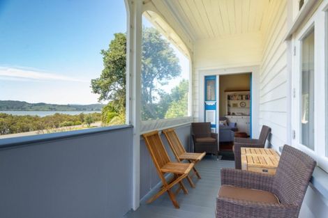 Photo of property in 13 Old Beach Road, Kohukohu, 0491