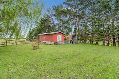 Photo of property in 245 Halcombe Road, Feilding, 4775