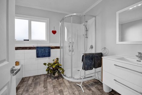 Photo of property in 31 Maire Street, Inglewood, 4330