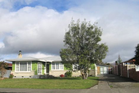 Photo of property in 17 Folkestone Drive, Flaxmere, Hastings, 4120