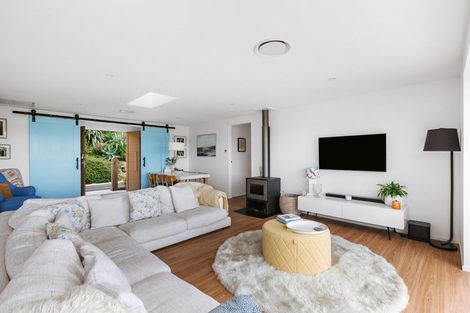 Photo of property in 10 Josephine Place, Omokoroa, 3114