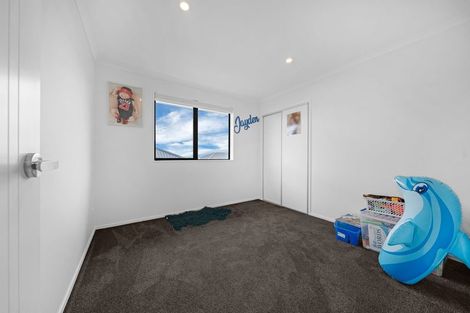 Photo of property in 2 Viv Green Place, Pokeno, 2402