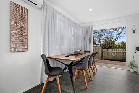 Photo of property in 24a Simpson Road, Papamoa Beach, Papamoa, 3118