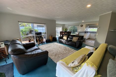 Photo of property in 2 Stead Crescent, Stoke, Nelson, 7011